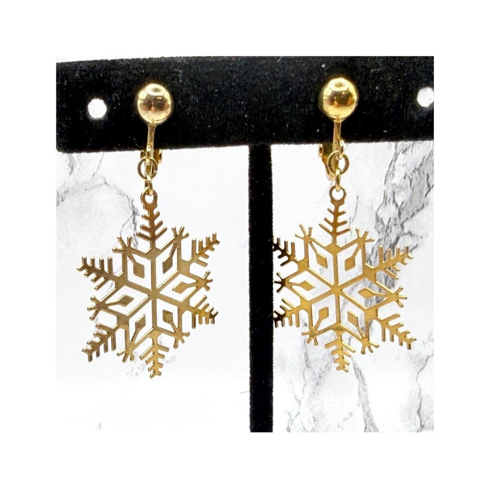 Vintage Avon Gold Snowflake Dangle Clip Earrings Winter Holiday Jewelry